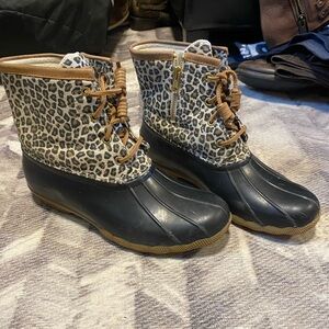 Sperry Women's Cream/Leopard Boots